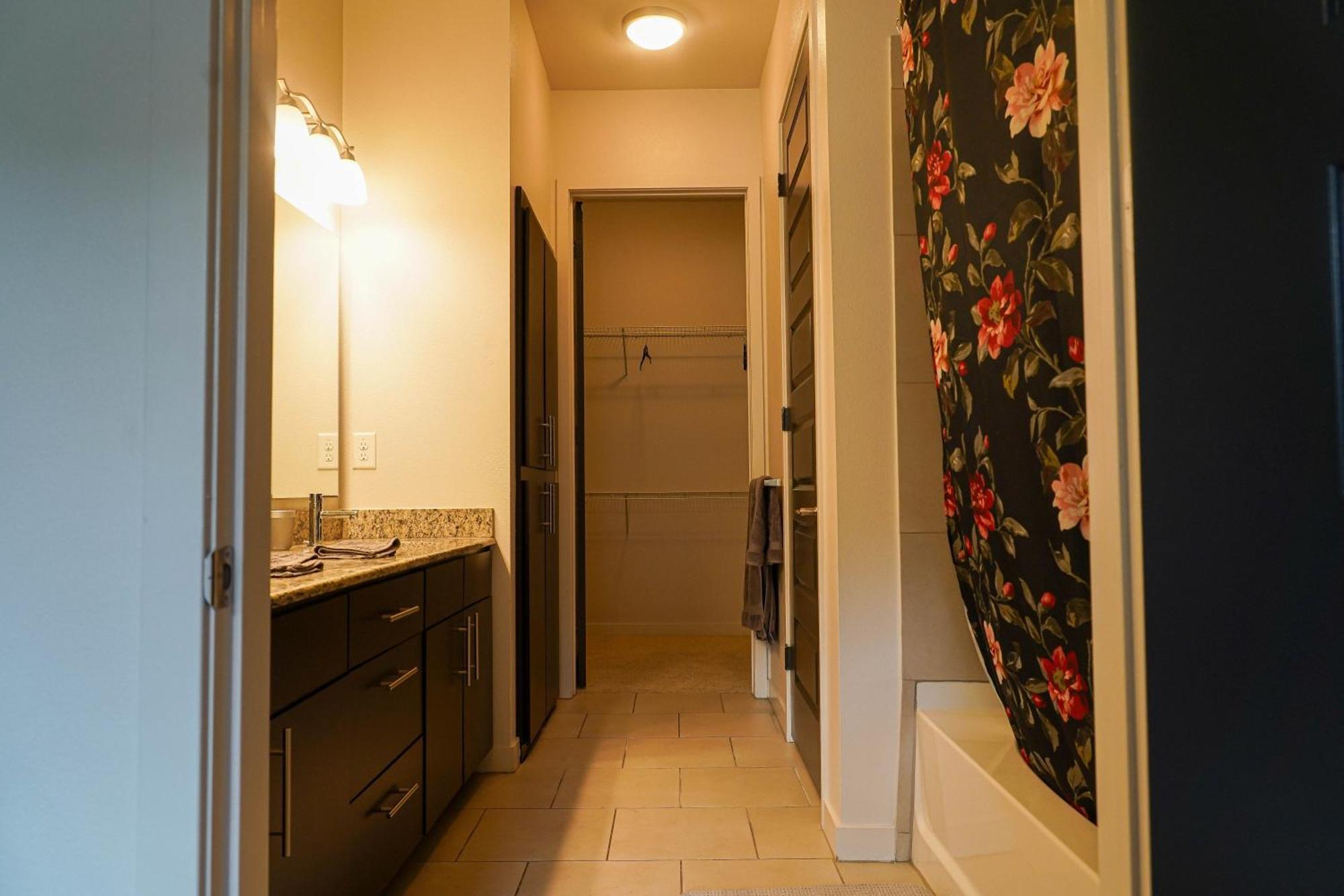 Luxury Designed 2 Bedrooms Part Hotel In Woodland Hills Ca Los Angeles Exteriér fotografie