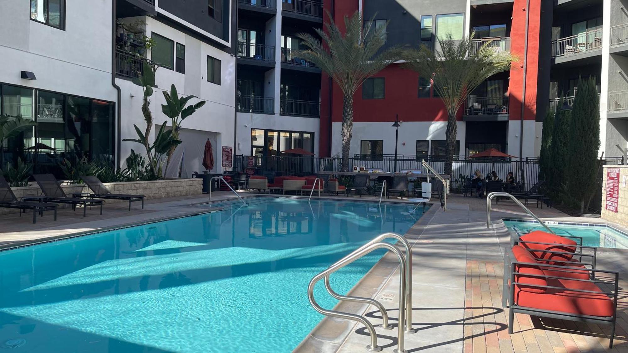 Luxury Designed 2 Bedrooms Part Hotel In Woodland Hills Ca Los Angeles Exteriér fotografie